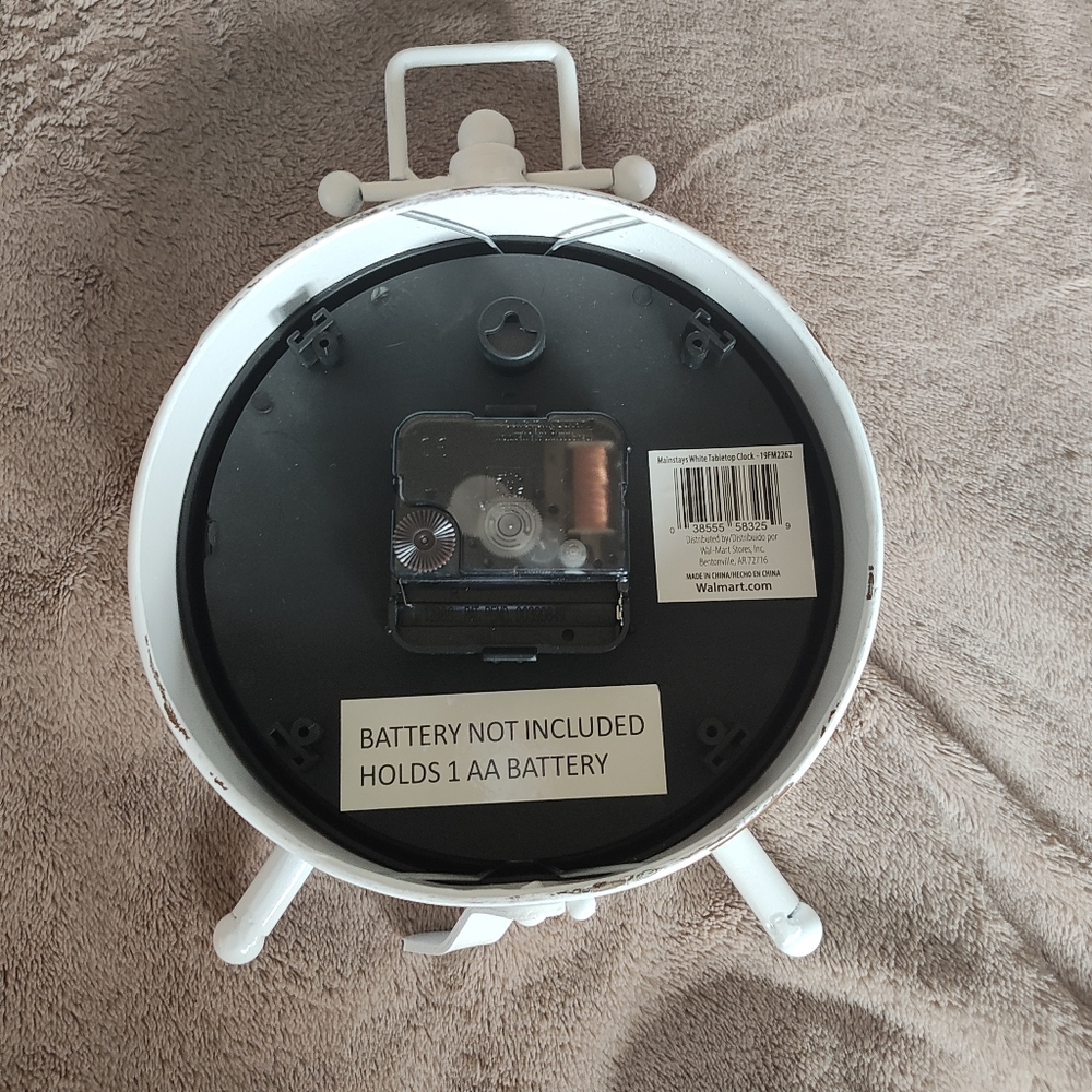 Metal Table Clock - Picture 3 of 4